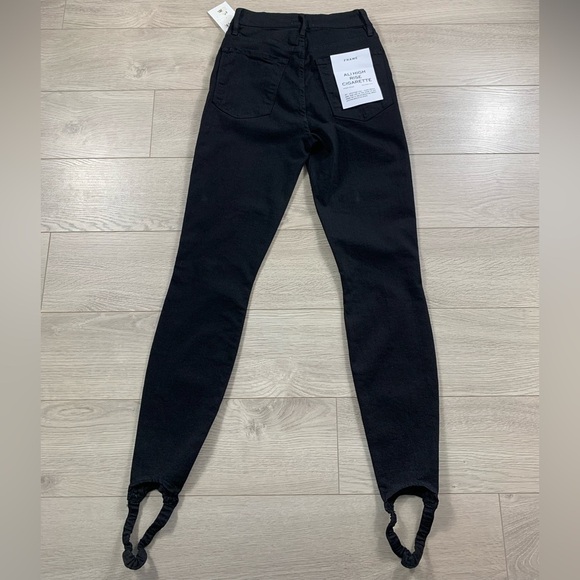 FRAME Ali High Rise Cigarette Stirrup Jeans in Black - Picture 4 of 16